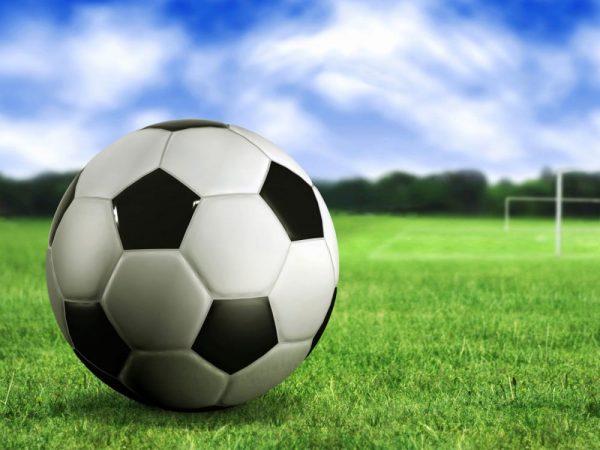 FIFA Soccer 11 - Image 2
