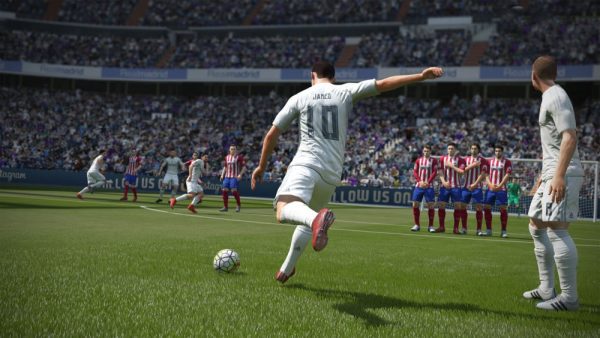 FIFA 17 Deluxe Edition - Image 2